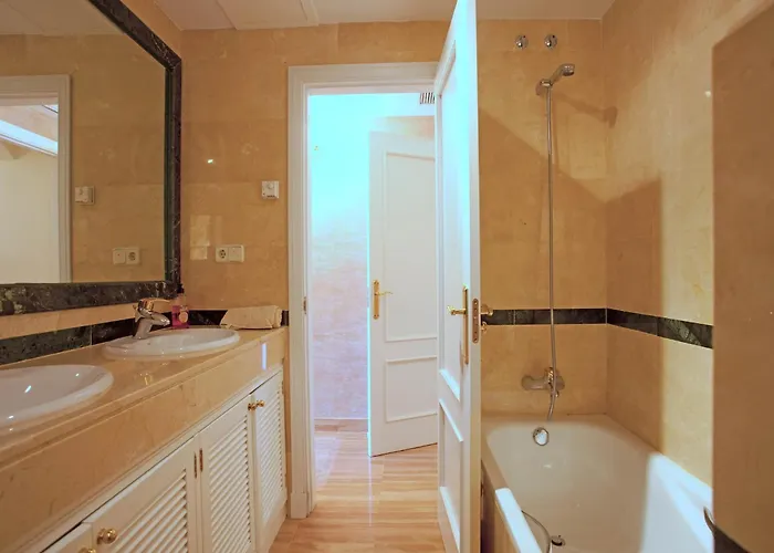 Apartman In Near Sandy