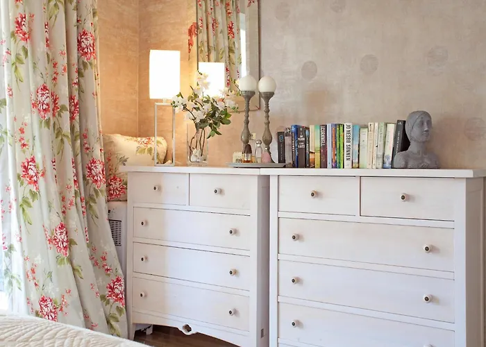 In Near Sandy Apartman